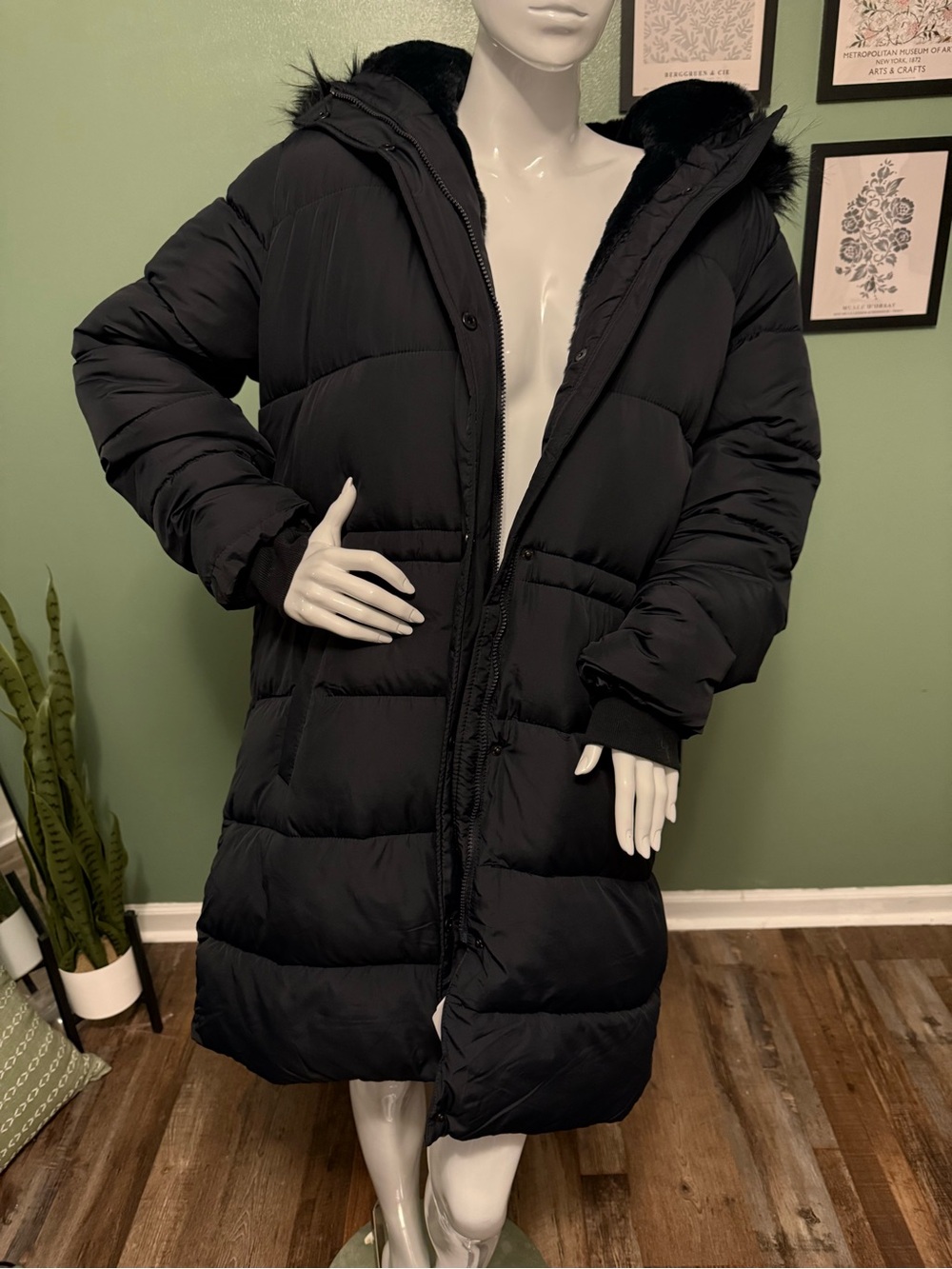 Hollister Black Long Quilted Puffer Parker with Hood NWT XXL Retail $150
